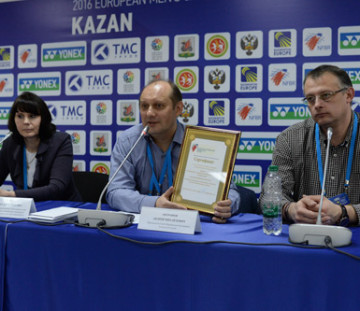 В Казани вручили сертификаты победителям проекта «Бадминтон в школы»